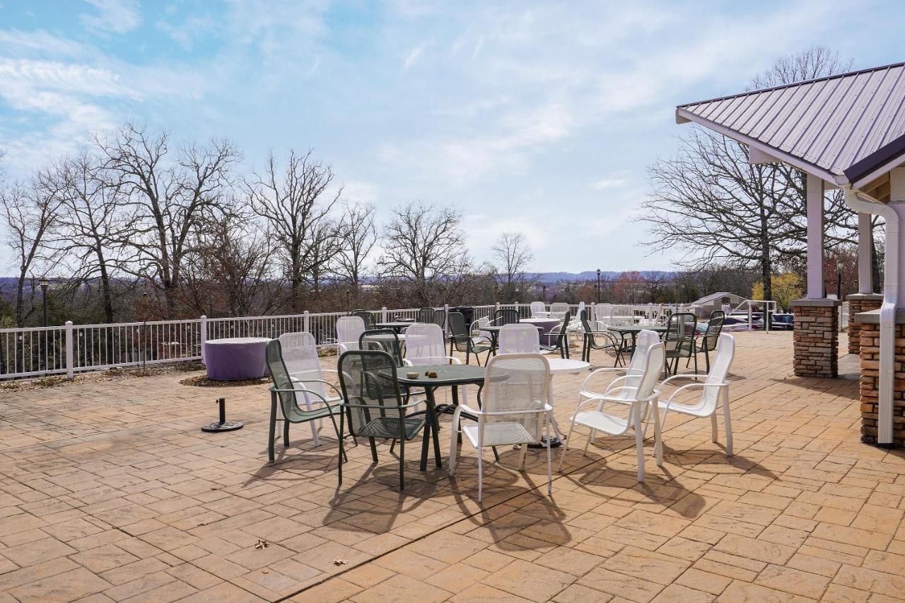 Cozy Top Floor 2Br Condo With View And Amenities!! Point Lookout Экстерьер фото